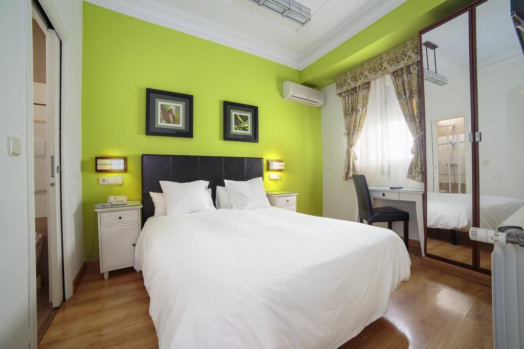Hostal Adria Santa Ana — Fotos 3
